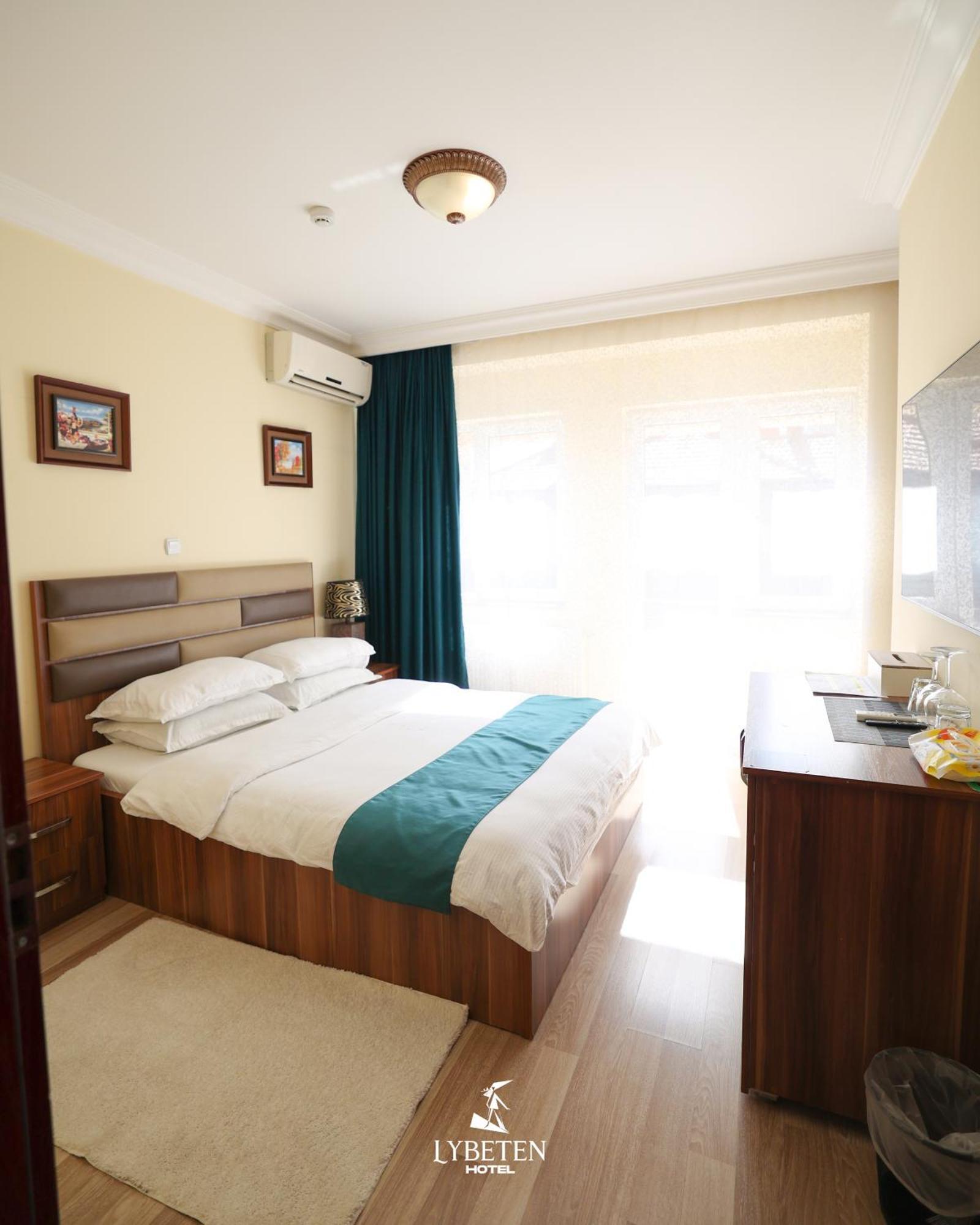 Hotel Lybeten 乌罗舍瓦茨 外观 照片