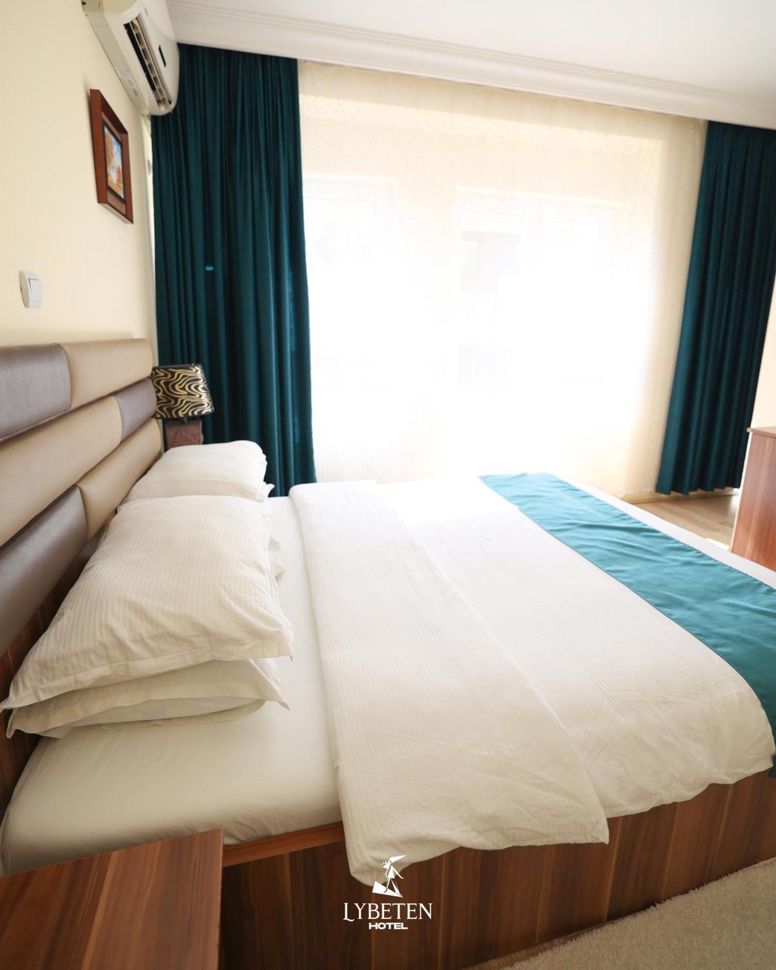 Hotel Lybeten 乌罗舍瓦茨 外观 照片