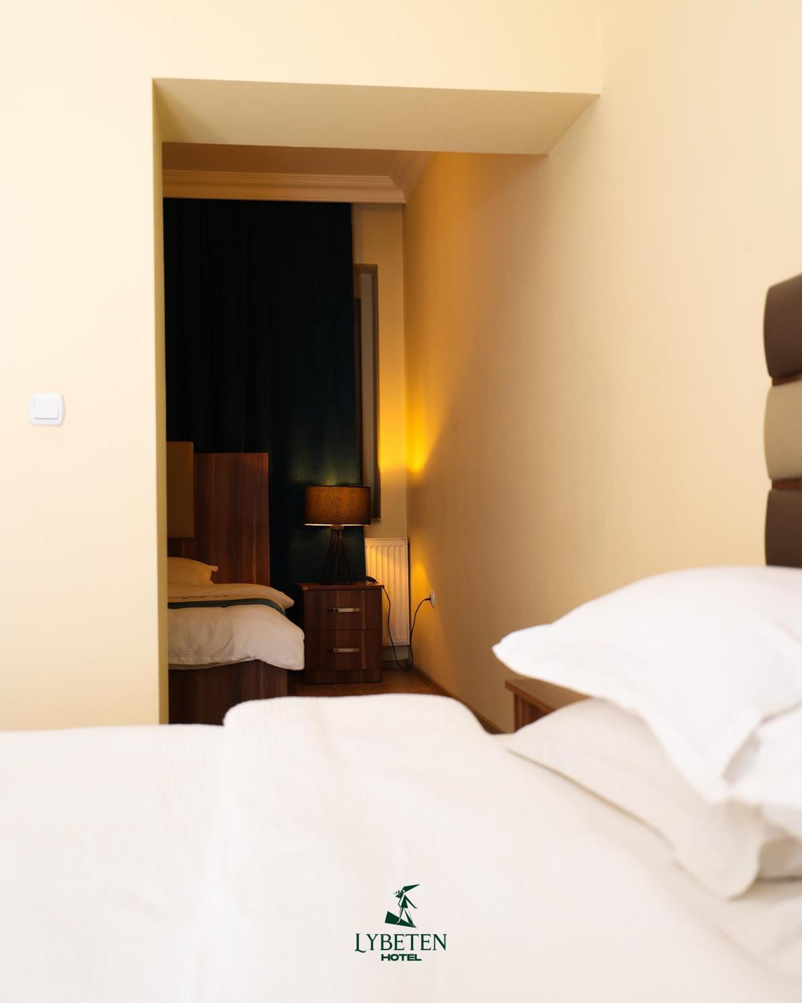 Hotel Lybeten 乌罗舍瓦茨 外观 照片