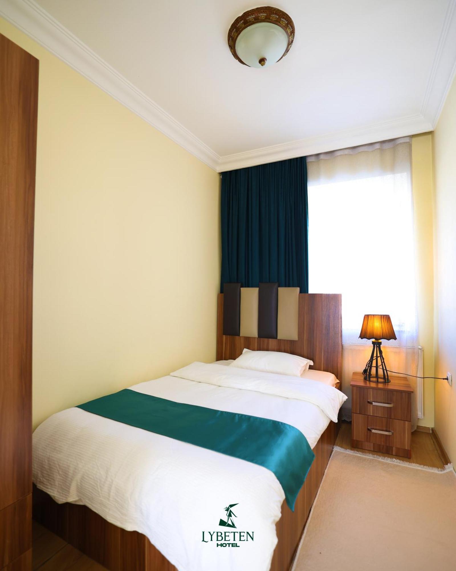 Hotel Lybeten 乌罗舍瓦茨 外观 照片