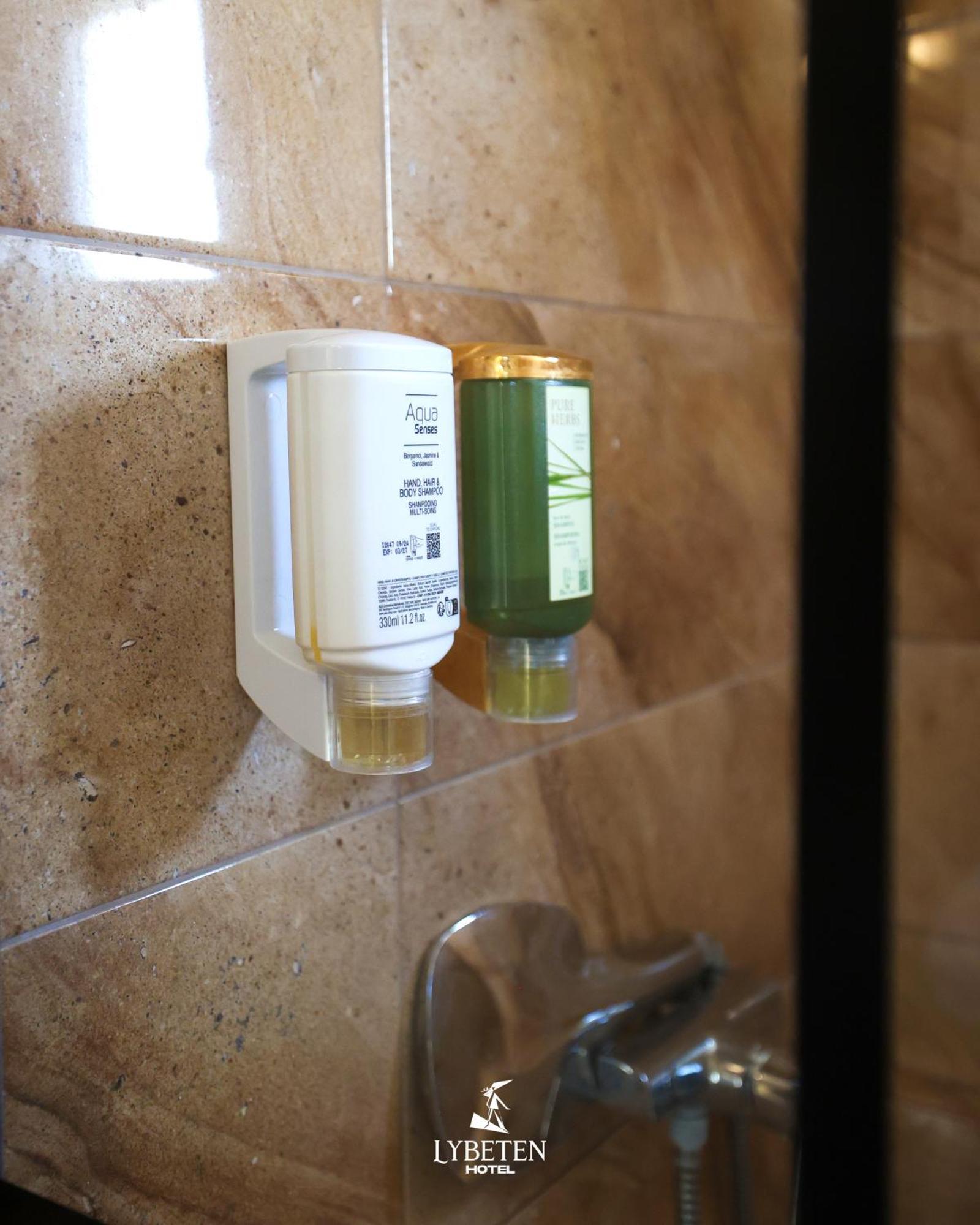 Hotel Lybeten 乌罗舍瓦茨 外观 照片